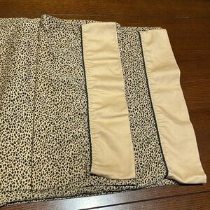ROYAL SATEEN 2 king Pillow Cases. 100% Egyptian Cotton. ISRAEL. Animal print